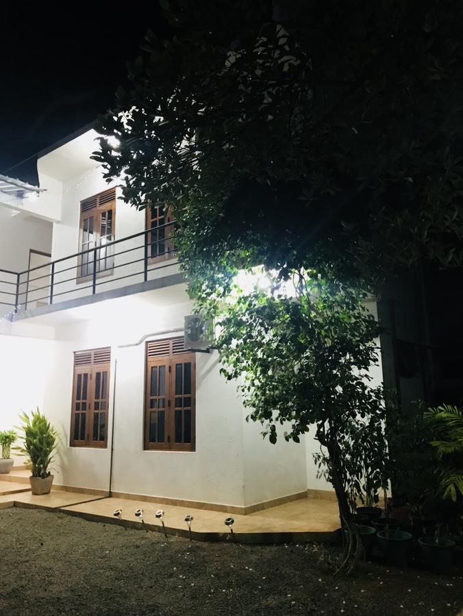 Emarald Holiday Homes Anuradhapura Kültér fotó