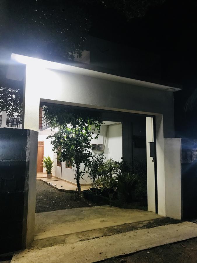 Emarald Holiday Homes Anuradhapura Kültér fotó